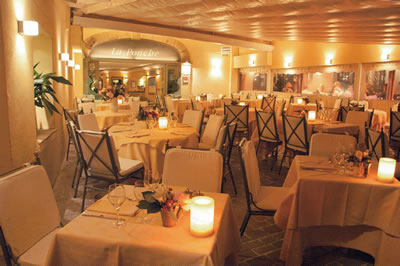 Restaurant at l'Hotel de la Ponche, St Tropez, French Riviera, France | Bown's Best